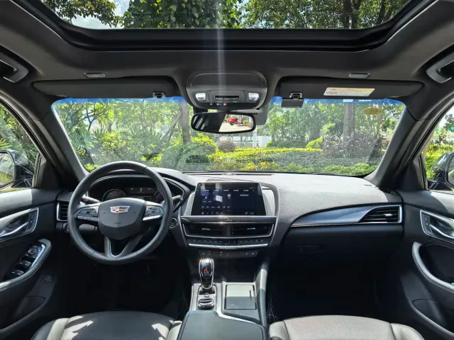 Cadillac CT5 — Фото автомобиля 6