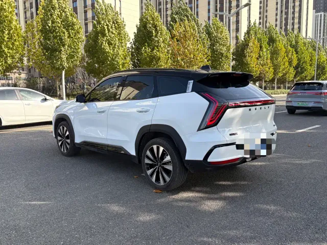 Geely Boyue L — Фото автомобиля 8