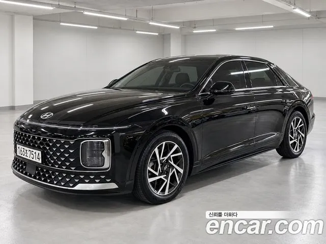 Фотография автомобиля — Hyundai Grandeur GN7
