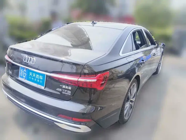 Audi A6L — Фото автомобиля 5