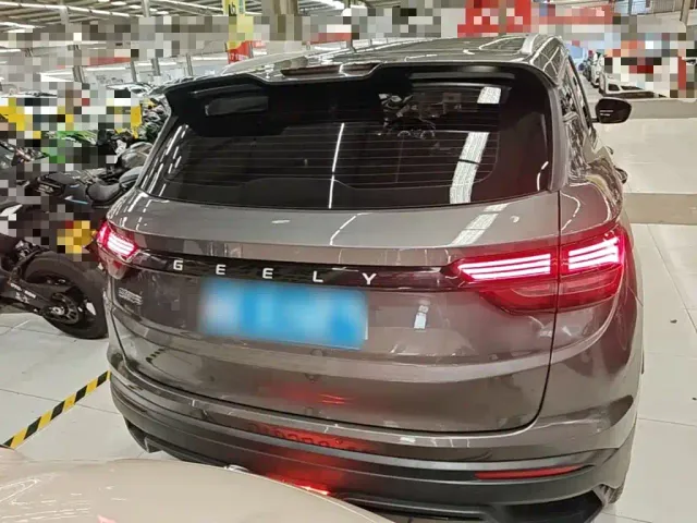 Geely Binyue — Фото автомобиля 5