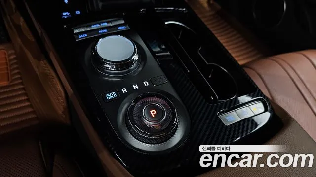 Genesis G80 Бензин 2.5 турбо AWD — Фото автомобиля 9