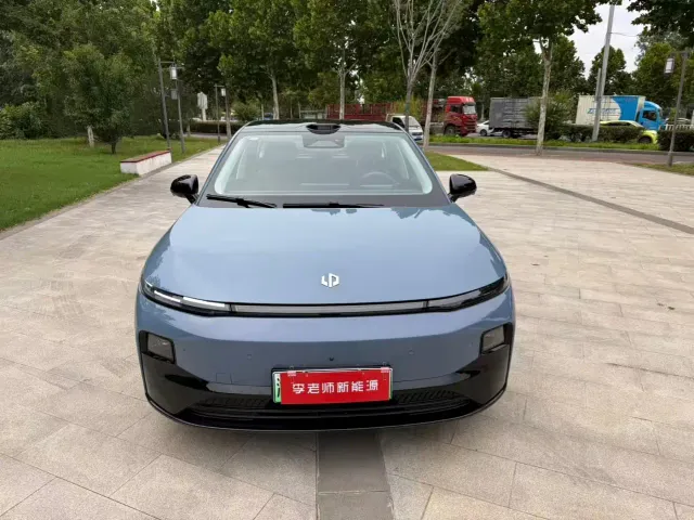 Leapmotor B01 — Фото автомобиля 2