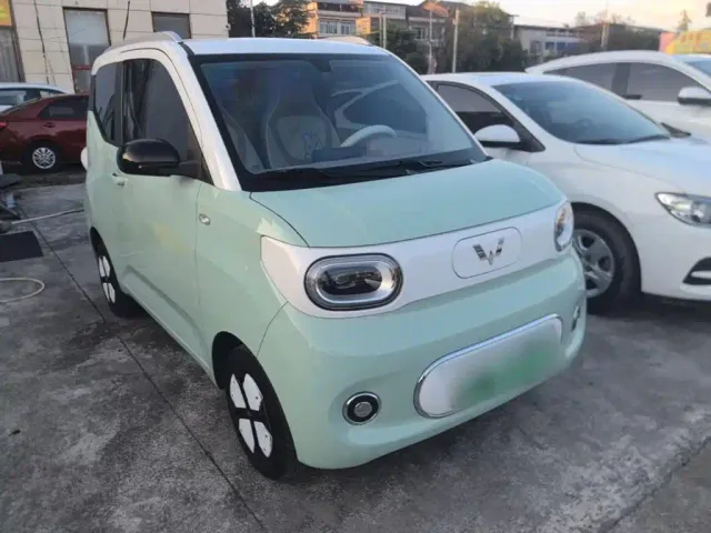 Wuling Hongguang Mini EV — Фото автомобиля 3