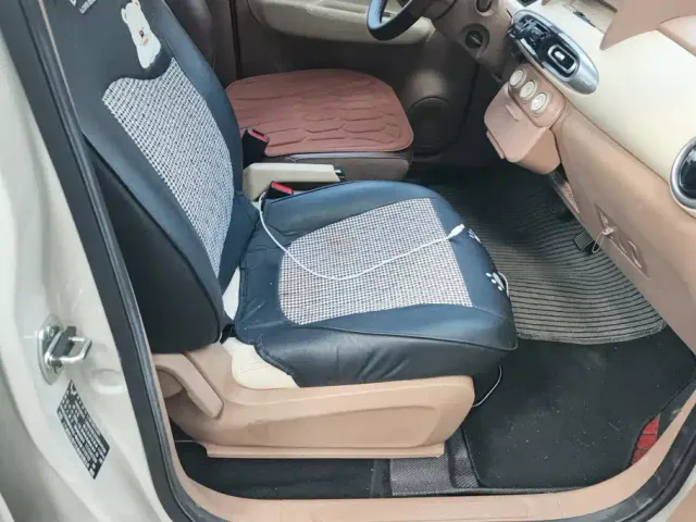 Wuling Hongguang Mini EV — Фото автомобиля 8