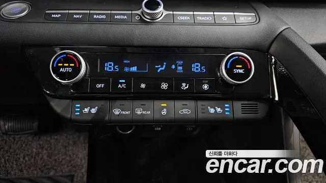 Hyundai Avante CN7 — Фото автомобиля 17