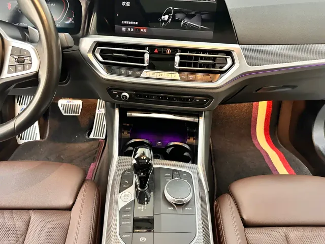 BMW 3 Series — Фото автомобиля 11
