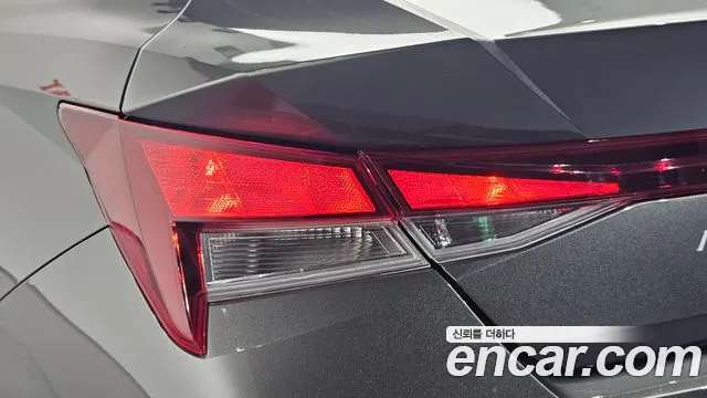Hyundai Avante CN7 — Фото автомобиля 8