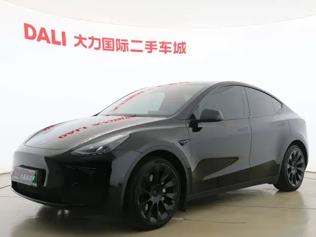 Фотография автомобиля — Tesla Model Y