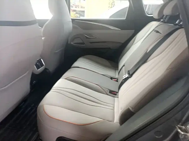 BYD Song Pro — Фото автомобиля 16