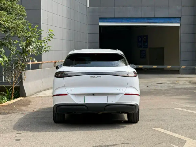 BYD Sealion 06 — Фото автомобиля 4