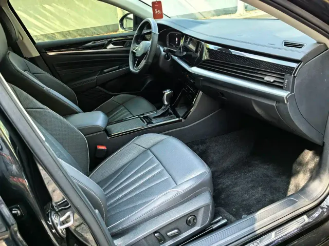 Volkswagen Passat — Фото автомобиля 10