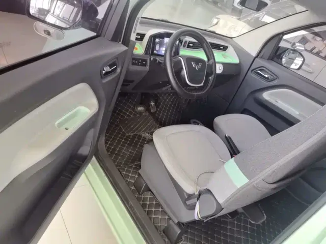 Wuling Hongguang Mini EV — Фото автомобиля 14
