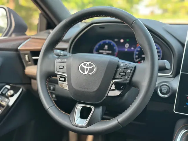 Toyota Avalon — Фото автомобиля 22