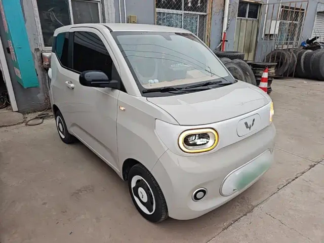 Wuling Hongguang Mini EV — Фото автомобиля 3