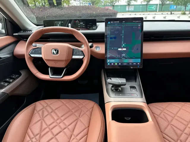 Changan Eado — Фото автомобиля 17