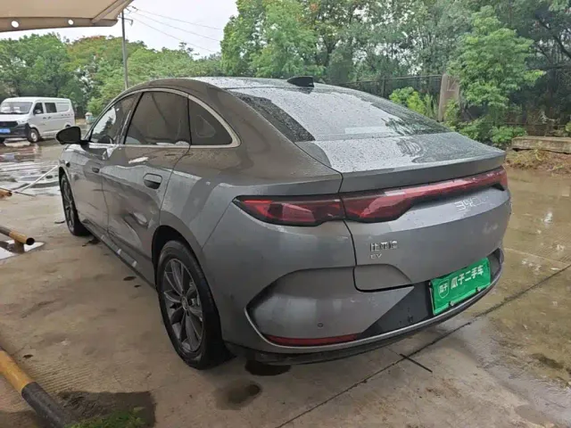 BYD Qin L — Фото автомобиля 4