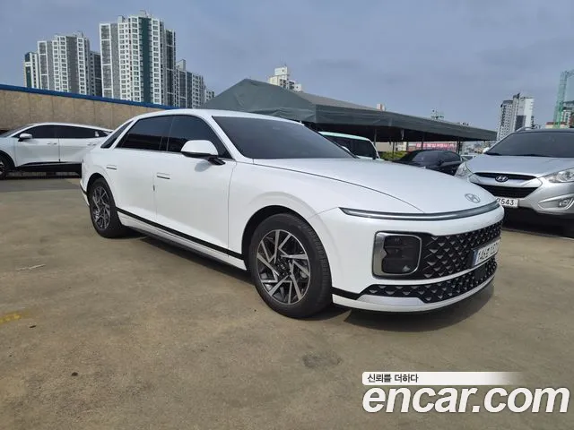Hyundai Grandeur Grandeur (GN7) 2.5 Бензин 2WD — Фото автомобиля 2
