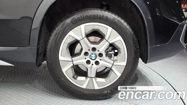 BMW X1 U11 — Фото автомобиля 21