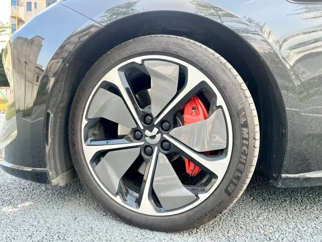 Nio ET5 Touring — Фото автомобиля 7