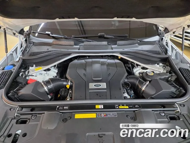Land Rover Range Rover — Фото автомобиля 17