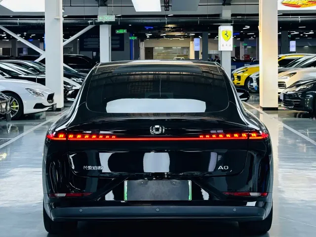 Changan Qiyuan A07 — Фото автомобиля 14