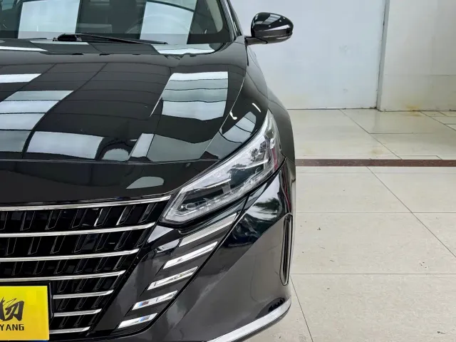 Nissan Teana — Фото автомобиля 4