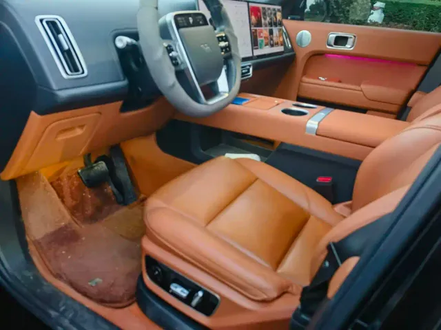 Li Auto L7 — Фото автомобиля 6