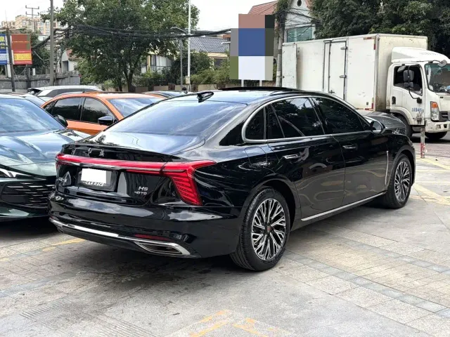 Hongqi H5 — Фото автомобиля 10