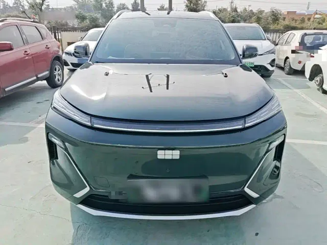 Geely Galaxy Starship 7 EM-i — Фото автомобиля 2