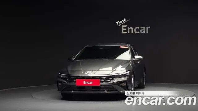 Hyundai Avante CN7 — Фото автомобиля 3