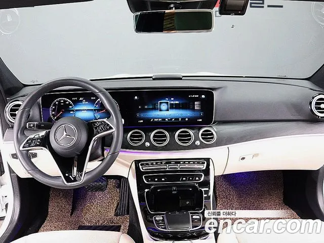 Mercedes-Benz E-Class — Фото автомобиля 7