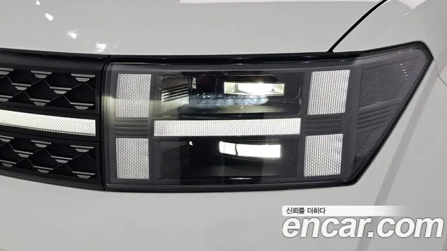 Hyundai Santafe Santa Fe (MX5) Бензин 2.5T 4WD — Фото автомобиля 16