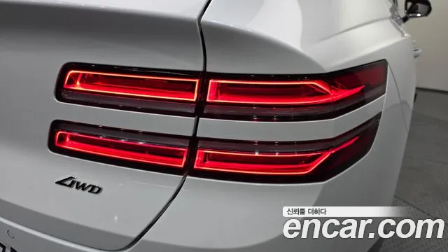 Genesis GV80 2.5T Бензин AWD — Фото автомобиля 19