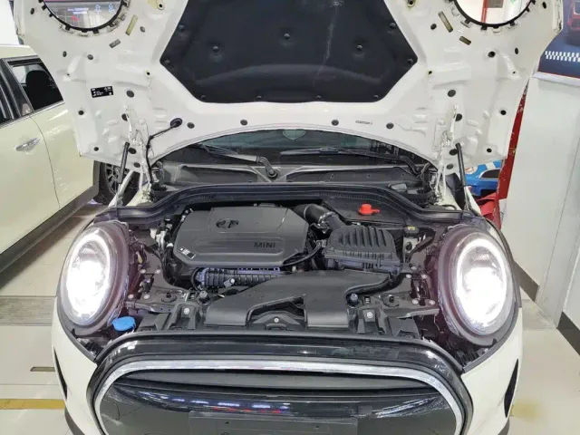 MINI Hatch — Фото автомобиля 19
