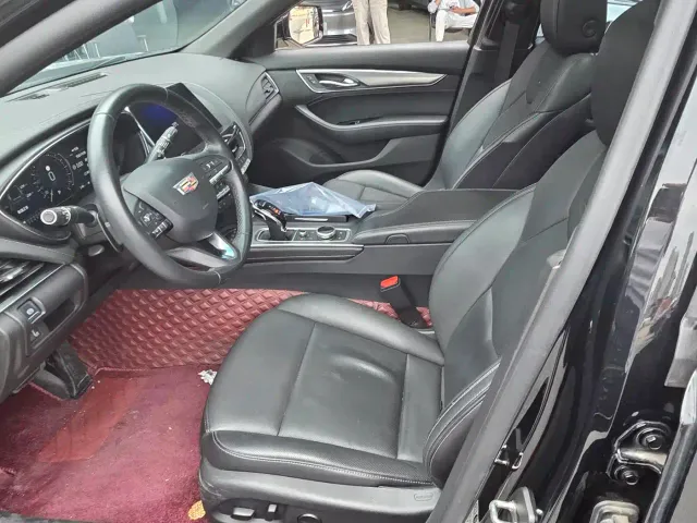 Cadillac CT5 — Фото автомобиля 15