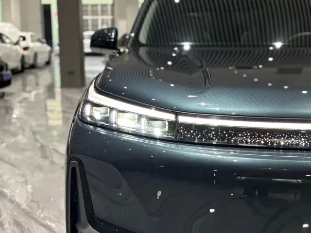 Geely Galaxy M9 — Фото автомобиля 27