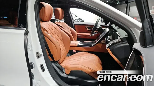 Mercedes-Benz S-Class — Фото автомобиля 11