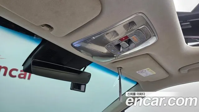Genesis GV70 — Фото автомобиля 23