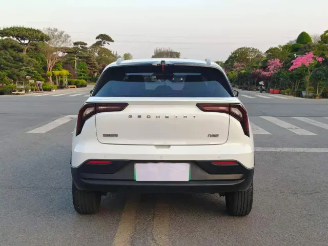 Geely Geometry E Firefly — Фото автомобиля 12