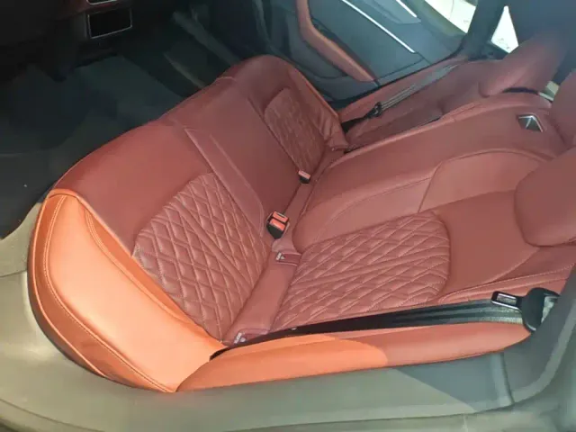 Audi A7L — Фото автомобиля 16