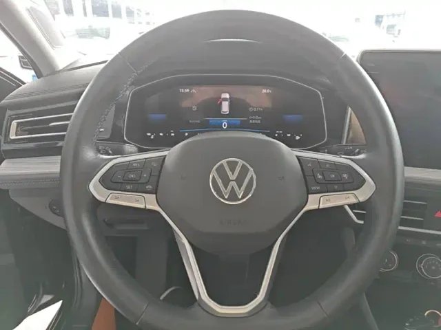 Volkswagen Sagitar — Фото автомобиля 10