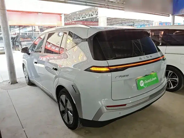 GAC Aion Y — Фото автомобиля 4
