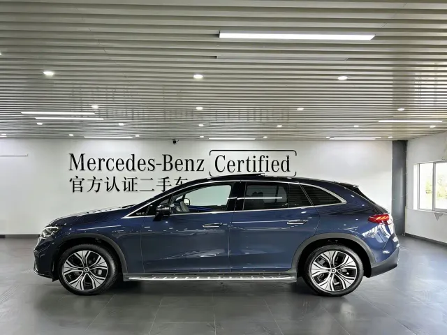 Mercedes-Benz EQE SUV — Фото автомобиля 4