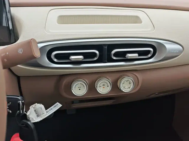 Wuling Hongguang Mini EV — Фото автомобиля 12