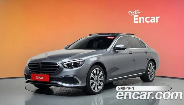 Фотография автомобиля — Mercedes-Benz E-Class W213