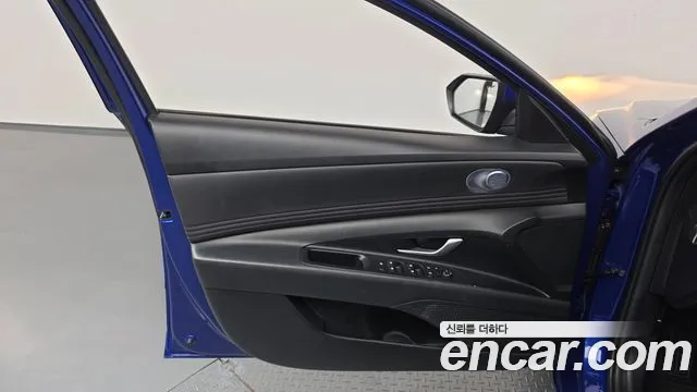 Hyundai Avante CN7 — Фото автомобиля 13