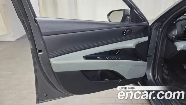 Hyundai AVANTE Новый Avante (CN7) — Фото автомобиля 23