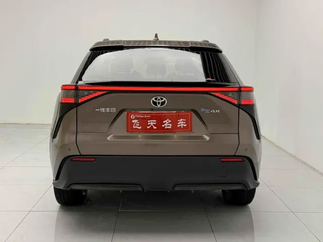 Toyota FAW Toyota bZ4X — Фото автомобиля 3