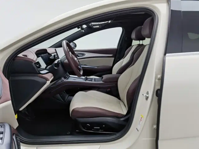 BYD Seal 07 DM-i — Фото автомобиля 10